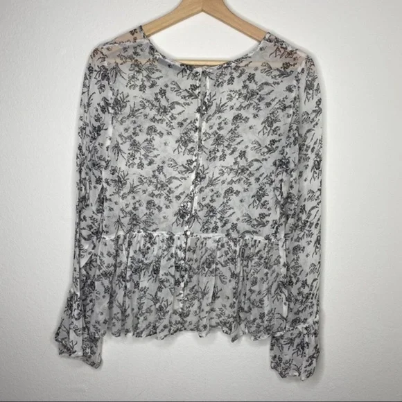 Zara floral sheer with sequence accent bell sleeves top blouse - Picture 7 of 9